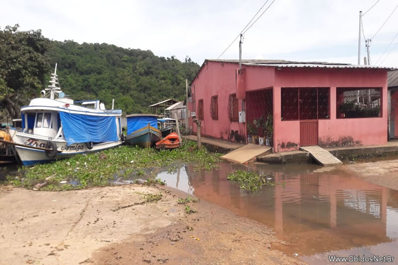 Rua Dr. Machado esquina com a Marechal Rondon